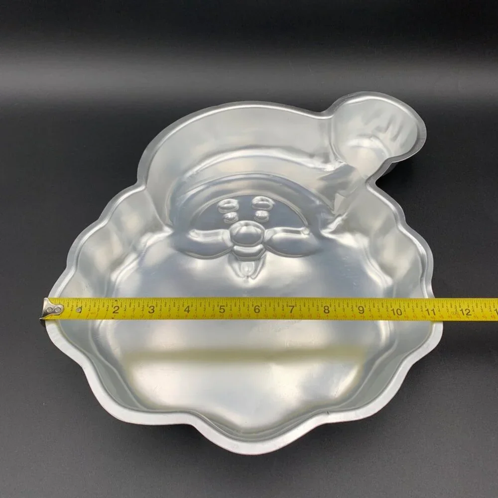 Wilton Santa Cake Pan‎ 2105-3310 Aluminum Christmas Holiday Baking Mold Vtg 1996